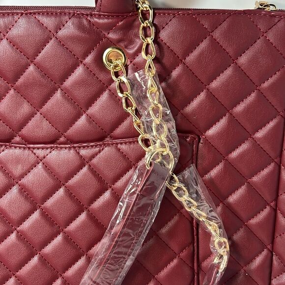 Extra Large Gilda Paris Tote with Gold Chain Handles. P14 - Picture 2 of 4